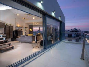 King & Queen Penthouse Maisonette
